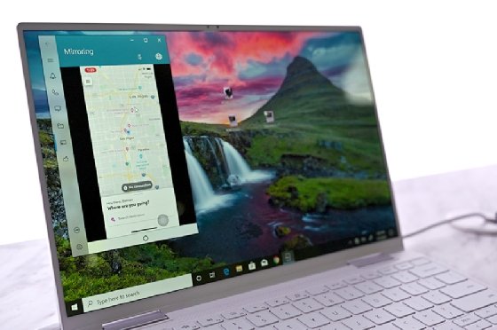 The Dell XPS 13 display has thin bezels, a camera embedded in the top bezel and 400 nits of brightness.