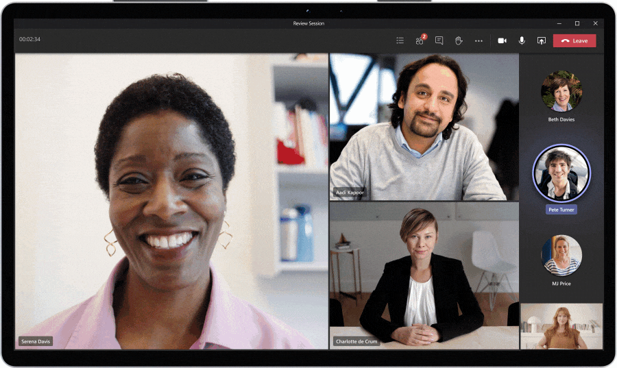 Gif of Microsoft Teams dynamic view