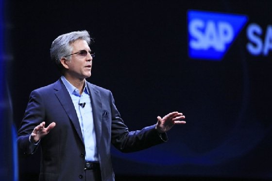 SAP CEO Bill McDermott speaks at the company's Sapphire conference in 2017.