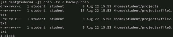 Linux screenshot showing commands to list archive contents.