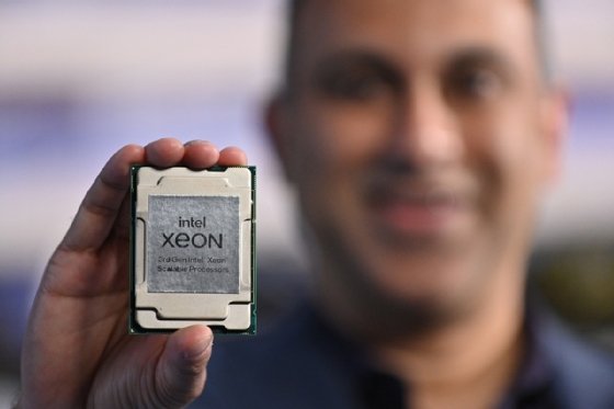 Third-generation Xeon Scalable processor 