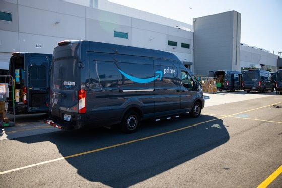 Amazon delivery vans