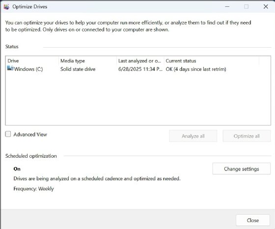 A screenshot showing the defragmentation process for a Windows SSD.