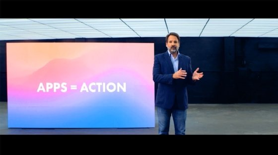 Domo CEO John Mellor speaks during Domopalooza 2022