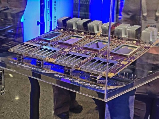 Google TPU 8i