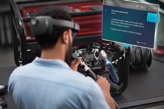 This image shows the Microsoft HoloLens 2 mixed reality application for frontline workers.