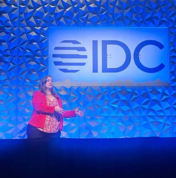 Photo of IDC research vice president Marci Maddox presenting 'Customer Data: The Revenue Engine' in Boston on March 7.