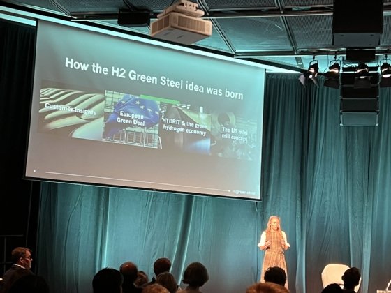 Photo of Maria Persson Gulda speaking at MIT