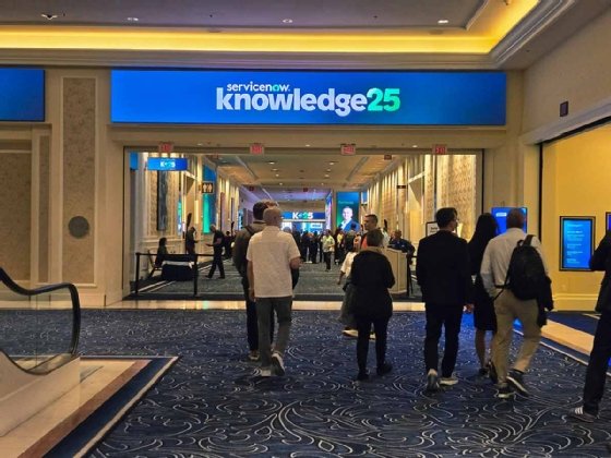 The ServiceNow Knowledge 25 conference hallway.